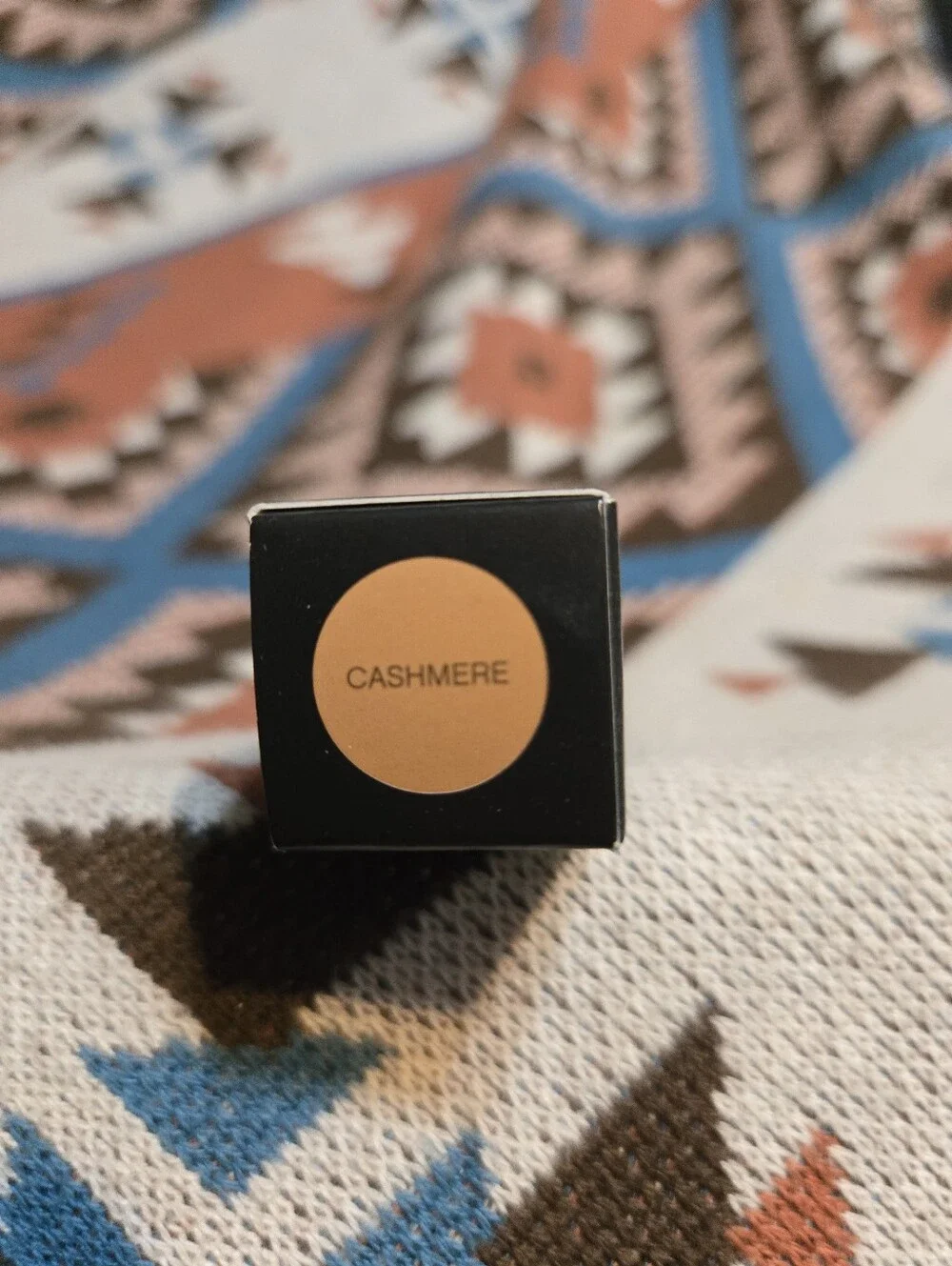 Younique Touch Skin Perfecting Concealer - Cashmere